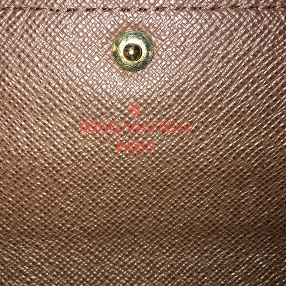 Louis Vuitton wallet - Picture 6 of 8